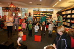 gal/2010/2010 Saitentwist Mayersche 13.11. Tierisches/_thb_2010 Saitentwist Mayersche 13.11. 047.jpg